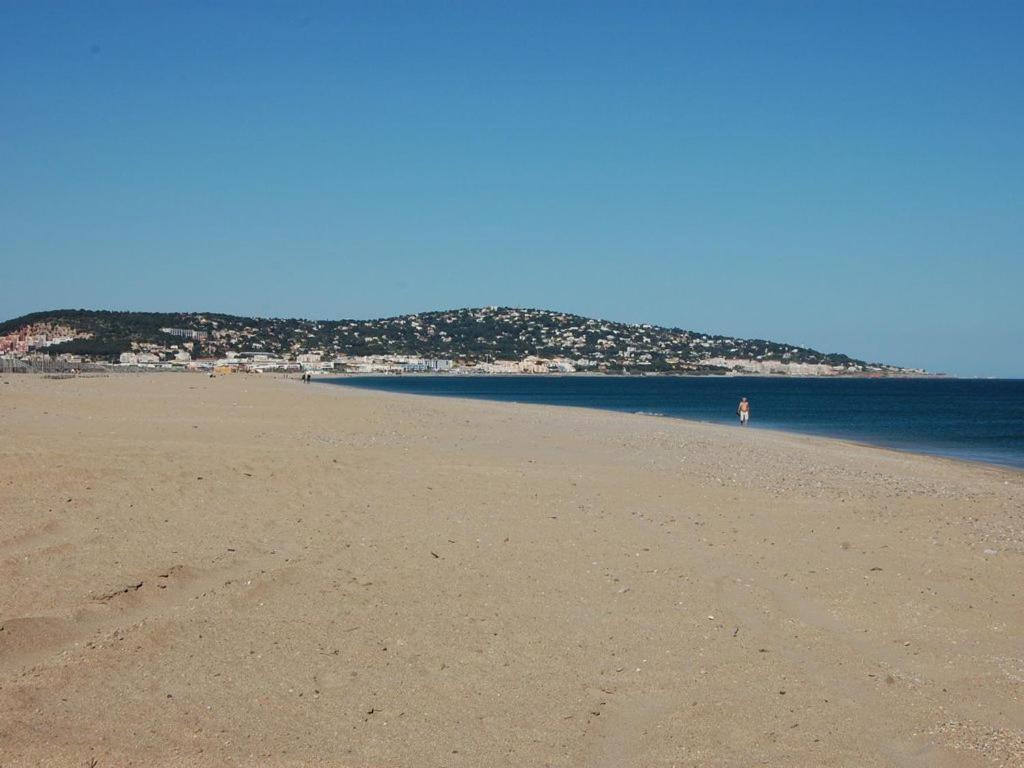 Maison Pres De La Plage Villa Sete Ngoại thất bức ảnh